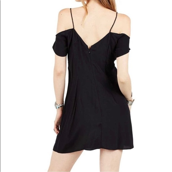 CLEOBELLA ~ Black Nora Dress with Metal Finish Beading and Crisscross Detail ~ S - Picture 6 of 10